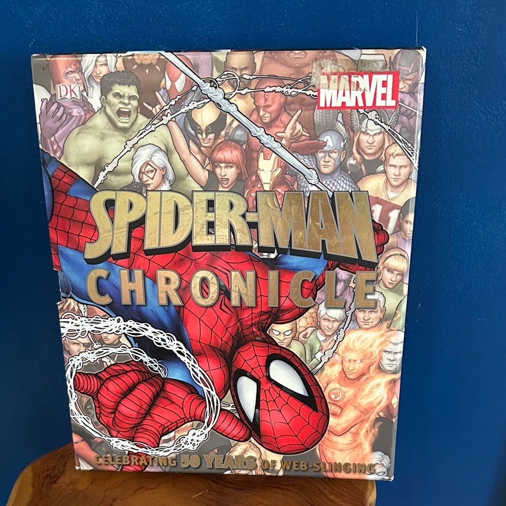 Marvel Spider-Man Chronicle: Celebrating 50 Years of Web-Slinging